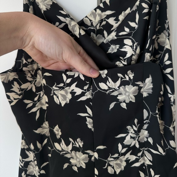 NWOT Urban Outfitters Mallory Dress - Small - Picture 5 of 5